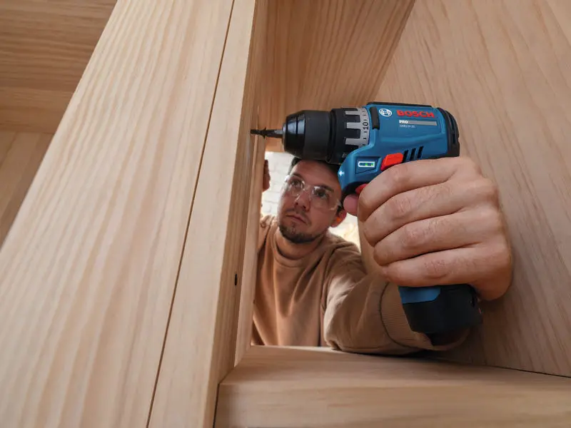 مثقاب بوش بروفيشنال GSR 12V-31 - مراجعة Power Tools Icon وسعره